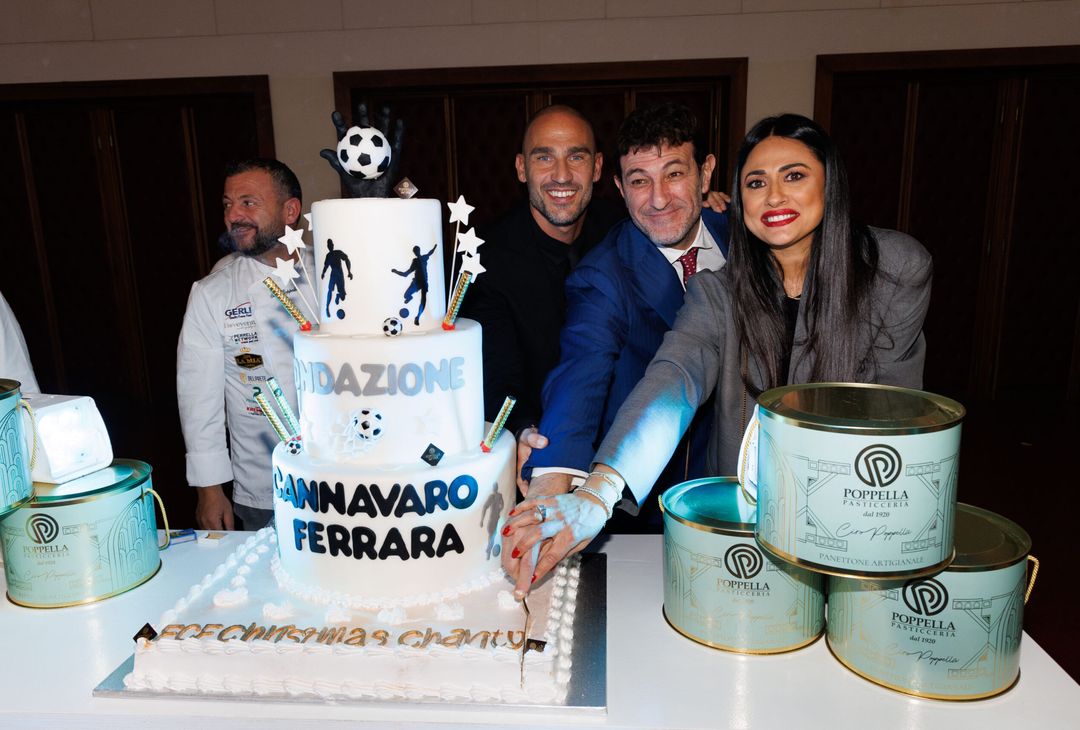 GALLERY Christmas Charity 2024, trionfo per Cannavaro-Ferrara: le foto della serata - immagine 2