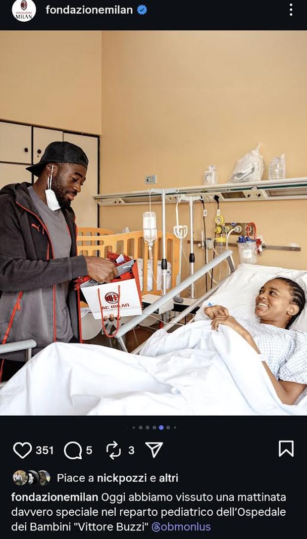 Youssouf Fofana all'ospedale Buzzi di Milano Fondazione Milan e Fofana insieme: per il sorriso dei bimbi dell'ospedale Buzzi