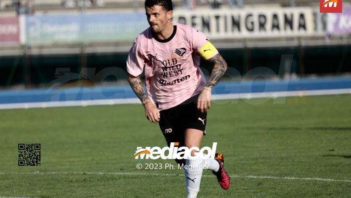 LIVE SERIE B, Bari-Palermo: I Pugliesi Resistono In 9, Solo 0-0 Al “San ...