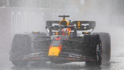F1 GP Olanda, la pioggia non spaventa Verstappen che vince davanti ad Alonso