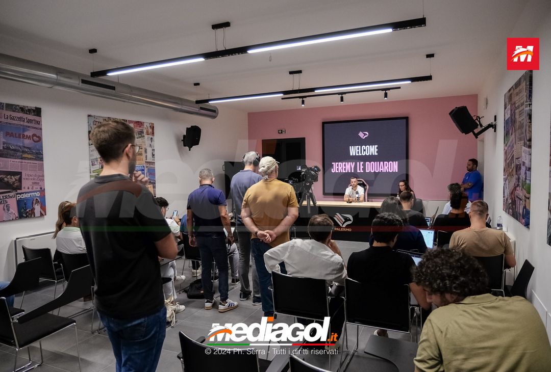 FOTO PALERMO, Jérémy Le Douaron presentato in conferenza stampa (Gallery) - immagine 25