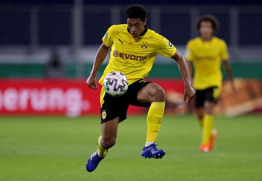 Un giovanissimo Jude Bellingham ai tempi delle prime esperienze con il Borussia Dortmund. (Foto di Lars Baron/Getty Images) Jobe Bellingham come Jude: è un nuovo giocatore del Borussia Dortmund- immagine 3