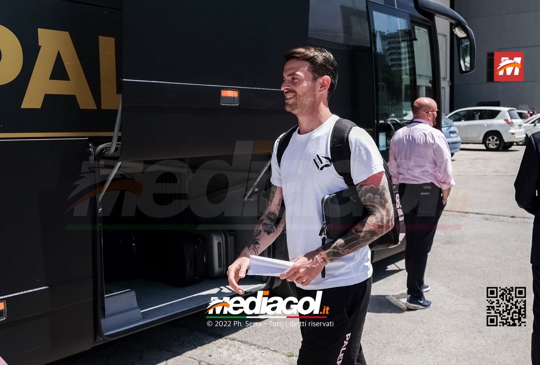 FOTO Palermo, Brunori e compagni in partenza per Chiavari: la gallery - immagine 27