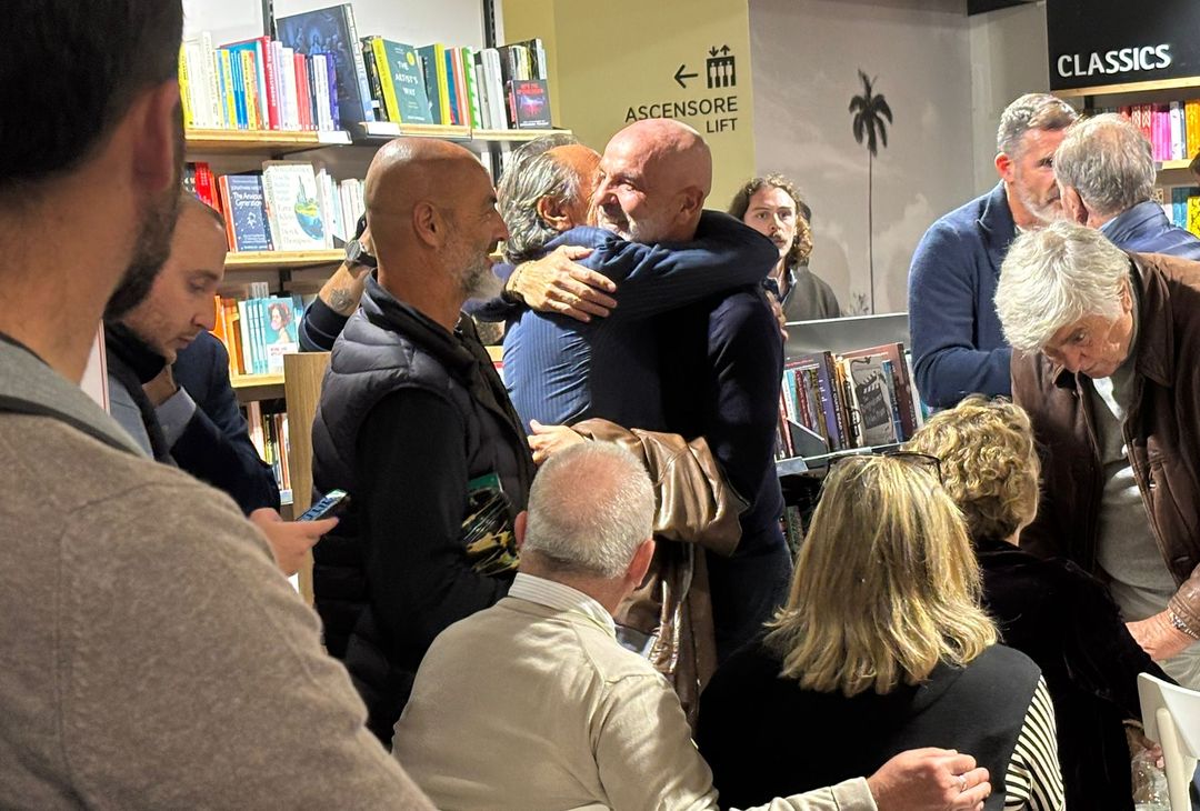 FOTO VN – Presentazione del libro di Carlo Pallavicino: c’è anche Pioli - immagine 6
