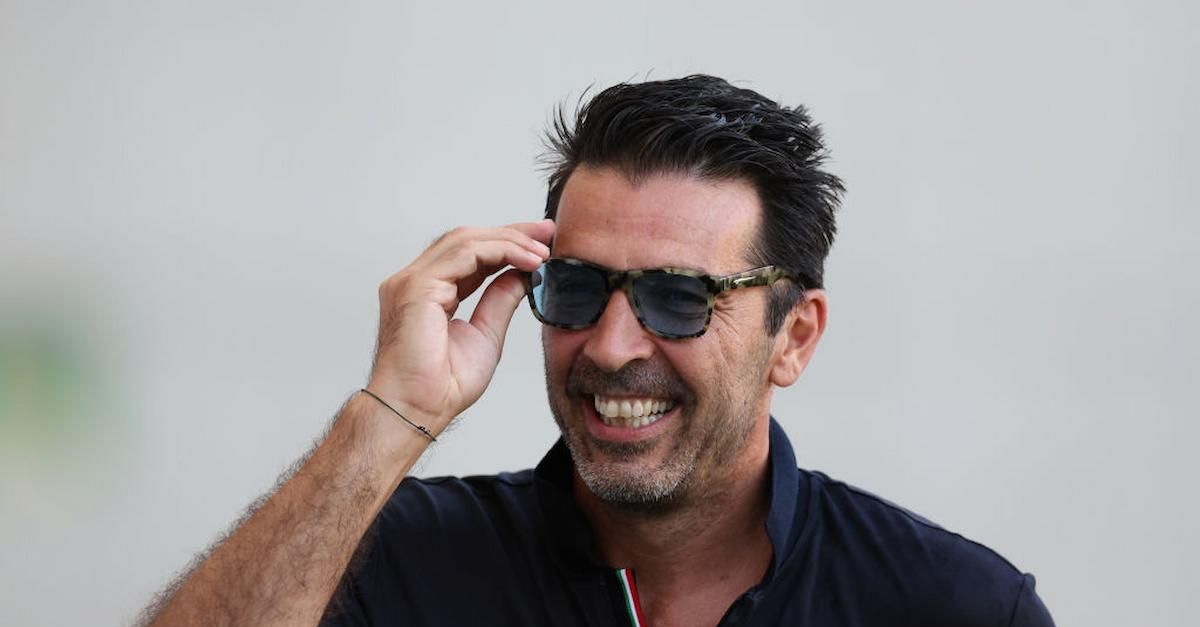 Buffon: “Bidone al posto del cuore? Dopo qualche anno mi vergogno, ecco perché” Buffon: “Bidone al posto del cuore? Dopo qualche anno mi vergogno, ecco perché”