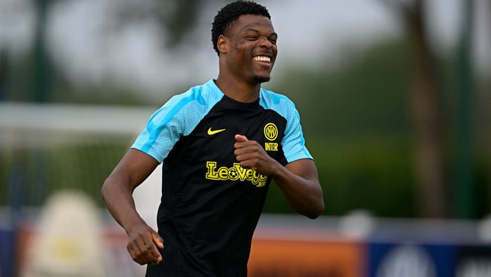 In Inghilterra – Erik ten Hag rinuncia a Dumfries. Aveva avuto contatti con gli agenti - immagine 1