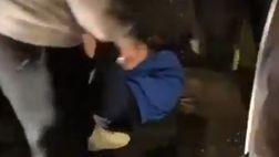 Scozia, Fife derby: 18enne tifoso disabile scalciato a terra da un gruppo di ultras Dumferline…