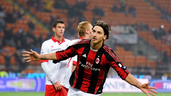 allegri-milan-bari-coppa-italia-serie-a-scudetto-san-siro-ibrahimovic-merkel-robinho-2011-2025