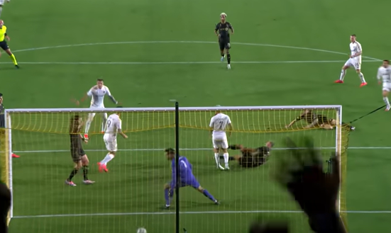 Il gol dei Los Angeles Galaxy nell'ultimo match contro LAFC (Screenshot) Los Angeles Galaxy-LAFC, derby nella notte della MLS: ospiti favoriti a 2.05- immagine 2