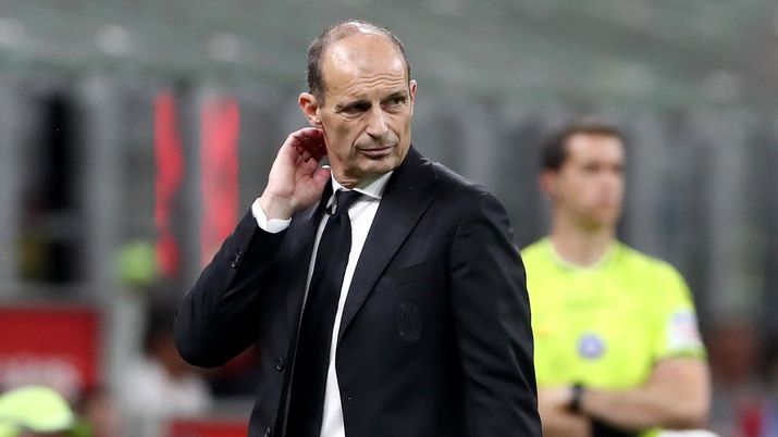 Massimiliano Allegri (allenatore AC Milan), qui durante Milan-Cagliari 1-2 (Serie A 2025-2026) | News (Credits foto: Getty Images) Massimiliano Allegri, allenatore AC Milan, qui durante Milan-Cagliari 1-2 di Serie A