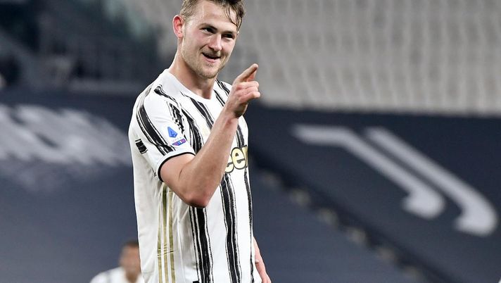 Ziliani incredulo sulle lamentele Juve: “Anni di falli di mano impuniti e tutti zitti, poi…” - immagine 1