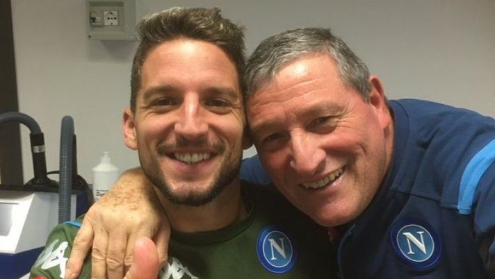 Mertens e Starace, il legame con Napoli continua: giornata in barca insieme – LE FOTO Mertens Starace