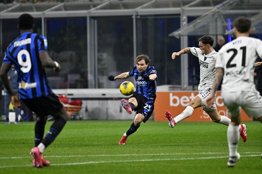 Inter, in mezzo manca la luce. Pronta una mossa a sorpresa in regia con lo Sparta- immagine 2