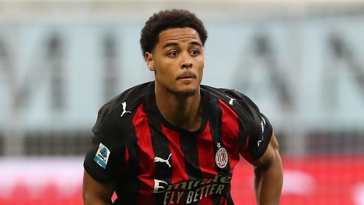 Koni De Winter, difensore AC Milan, qui durante Milan-Udinese di Serie A