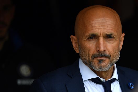TURIN, ITALY - APRIL 08: FC Internazionale head coach Luciano Spalletti looks on during the Serie A match between Torino FC and FC Internazionale at Stadio Olimpico di Torino on April 8, 2018 in Turin, Italy. (Photo by Valerio Pennicino/Getty Images) Juric, occhio a Spalletti: quattro ko su quattro precedenti, l’ultimo fu un 5-0- immagine 2
