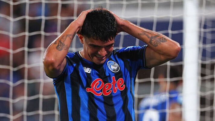 BERGAMO, ITALY - AUGUST 24: Raoul Bellanova of Atalanta BC reacts during the Serie A match between Atalanta BC and Pisa SC at Gewiss Stadium on August 24, 2025 in Bergamo, Italy. (Photo by Francesco Scaccianoce/Getty Images) Atalanta, il report dall’allenamento di oggi: Kolasinac, Scalvini, Zalewski, Bellanova, Scamacca… - immagine 1
