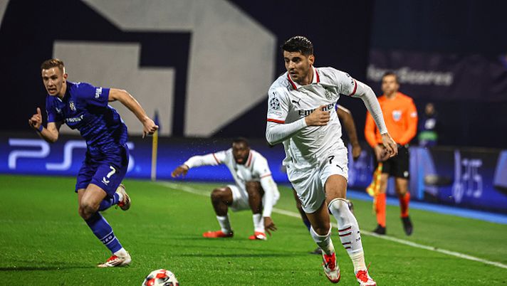 ZAGREB, CROATIA - JANUARY 29: Alvaro Morata of AC Milan runs after the ball during the UEFA Champions League 2024/25 League Phase MD8 match between GNK Dinamo and AC Milan at Stadion Maksimir on January 29, 2025 in Zagreb, Croatia. (Photo by Giuseppe Cottini/AC Milan via Getty Images)  Zagabria, nessuna tensione fra Morata e il Mister - immagine 1