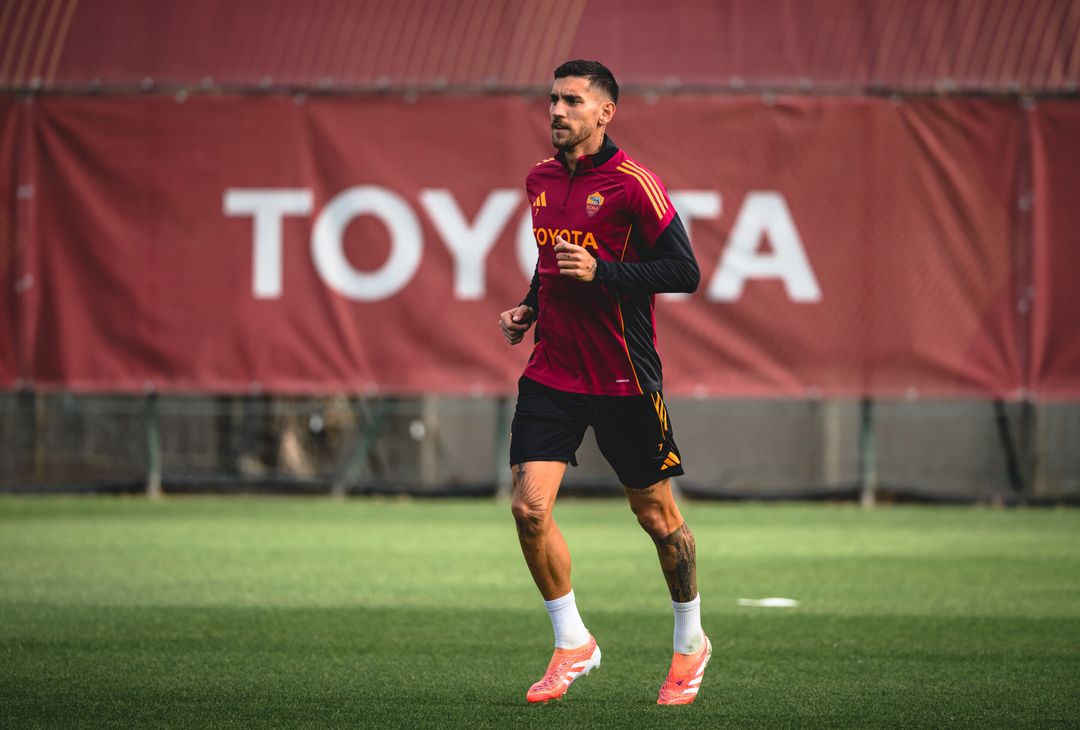Trigoria, Roma in campo per l’allenamento del venerdì – FOTO GALLERY - immagine 17