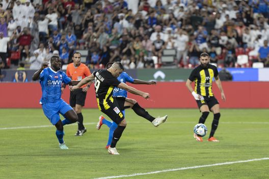 Abderrazak Hamdallah con la maglia dell'Al Ittihad poco prima di segnare all'Al Hilal (Photo by Neville Hopwood/Getty Images) Al Hilal, acquistato Hamdallah… fino alla fine del Mondiale per Club- immagine 2