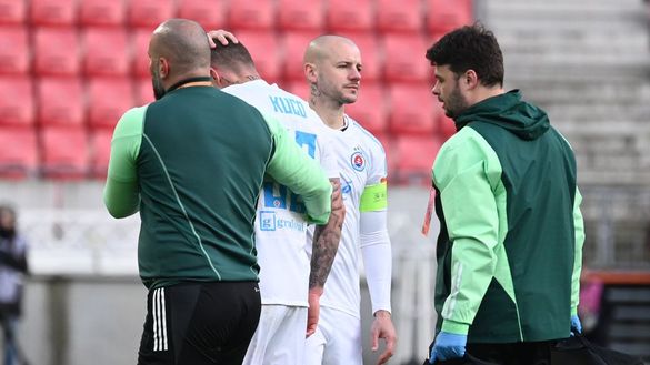 Tribuna nord chiusa e Kucka infortunato: così lo Slovan vince il derby nazionale slovacco- immagine 2