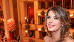 Elisabetta Canalis, la sfilata è bollente: i social in estasi per le sue curve