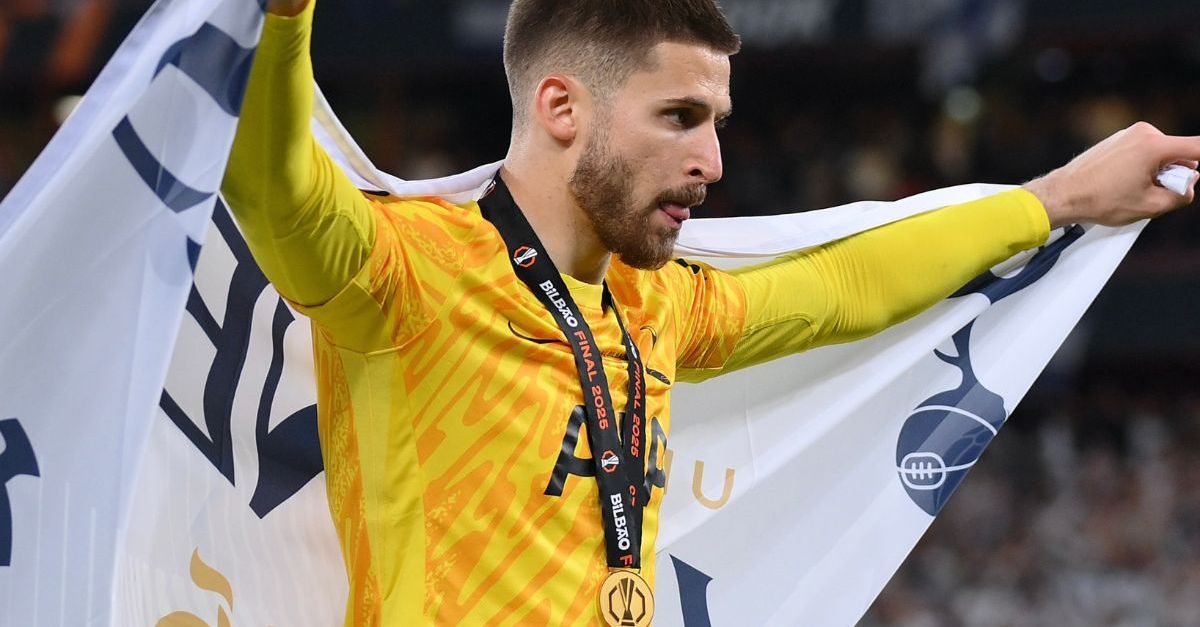 europa league al tottenham i miracoli del portiere italiano vicario video da Pianetamilan.it europa league al tottenham i miracoli del portiere italiano vicario video