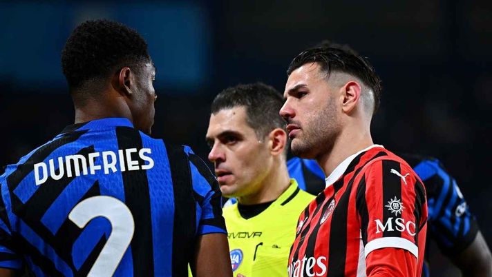 Derby tra Inter e Milan: non ci sarà il duello Dumfries-Theo Hernandez | (Getty Images) Risse, rossi e striscioni: nel derby mancherà il duello di fuoco tra Dumfries e Theo Hernandez
