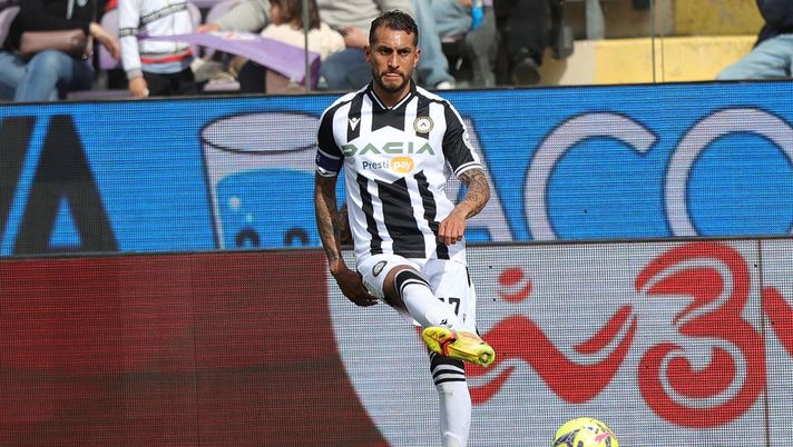 Mercato Roma, El Tucu Pereyra si offre a parametro zero. Pinto riflette - immagine 1
