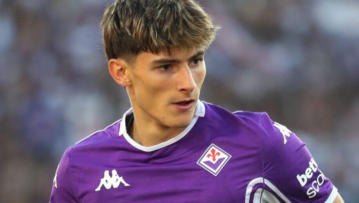 GERMOGLI PH: 21 SETTEMBRE 2025 FIRENZE STADIO ARTEMIO FRANCHI SERIE A FIORENTINA VS COMO NELLA FOTO FORTINI Fiorentina, menomale è rimasto Fortini: quel “no” alla Roma ora pesa il doppio - immagine 1