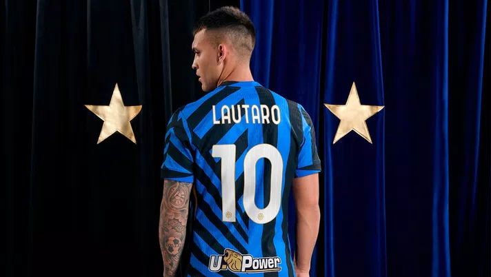 Inter e Nike presentano l’iconica maglia della seconda stella per la stagione 2024/25 - immagine 1