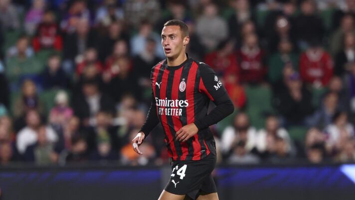 PERTH, AUSTRALIA - JULY 31: Filippo Terracciano of AC Milan in action during the match between Perth Glory and AC Milan at HBF Park on July 31, 2025 in Perth, Australia. (Photo by Giuseppe Cottini/AC Milan via Getty Images) Non solo Bondo: da Terracciano a Sanabria e Silvestri, tutte le trattative della Cremonese - immagine 1