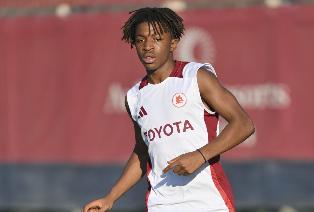 Roma, altro giorno di ritiro: l’allenamento di oggi a Trigoria – FOTO GALLERY - immagine 18