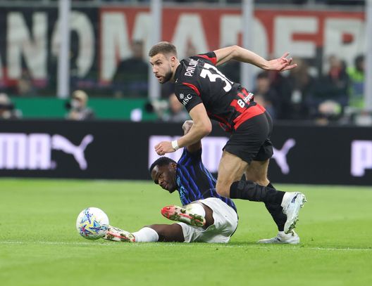 MILAN, ITALY - MARCH 08: Strahinja Pavlovic of AC Milan in action during the Serie A match between AC Milan and FC Internazionale at Giuseppe Meazza Stadium on March 08, 2026 in Milan, Italy. (Photo by Claudio Villa/AC Milan via Getty Images)