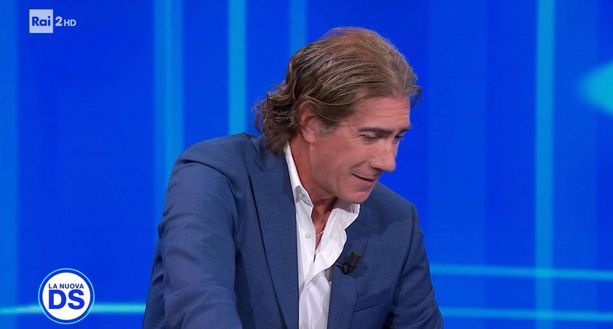 Bergonzi sul rigore concesso al Milan: “Che errore, Abisso. Non posso accettare che il Var…” Bergonzi sul rigore concesso al Milan: “Che errore, Abisso. Non posso accettare che il Var…” - immagine 1