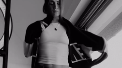 VIDEO / Carolina Marcialis, le prove davanti allo specchio sono super sexy. Lady Cassano top