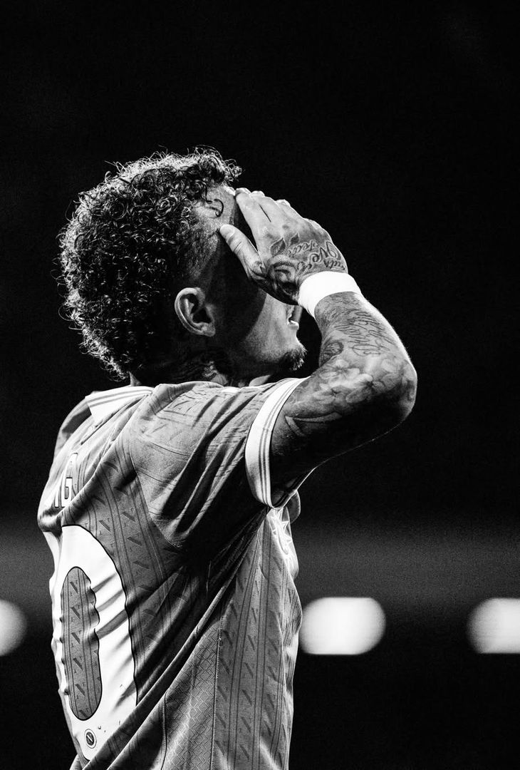 Napoli-Juve, una serata da sogno: le suggestive immagini in bianco e nero – LE FOTO - immagine 6