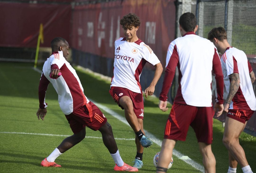 Roma, l’allenamento a due giorni dal Bologna – FOTO GALLERY - immagine 5