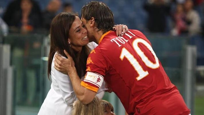 Rosella difende papà Franco: “Mai pensato di vendere Totti” - immagine 1