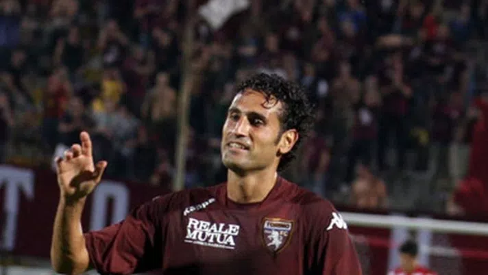 Torino, l’ex attaccante granata Amoruso compie oggi 48 anni - immagine 1