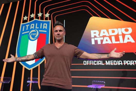 Rome, Italia - 15 giugno 2025: Nek, cantante e tifoso del Sassuolo. (Foto di Paolo Bruno/Getty Images) Milan-Sassuolo, i tifosi VIP: quali personaggi famosi tifano per i due club?- immagine 2