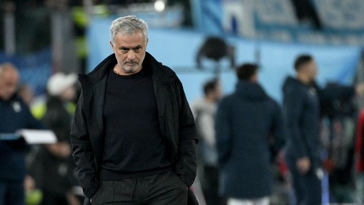 Mourinho: “Ho parlato con Friedkin ma non di rinnovo. Non so se rimarrò” - immagine 1
