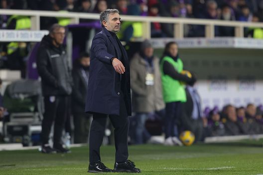 FLORENCE, ITALY - DECEMBER 6: Fabio Pecchia manager of Parma Calcio gestures during the match between of ACF Fiorentina and Parma Calcio - Coppa Italia at Stadio Artemio Franchi on December 6, 2023 in Florence, Italy. (Photo by Gabriele Maltinti/Getty Images) Sentite Pecchia: “Parma in Europa? Il calcio vero si gioca ogni tre giorni”- immagine 2