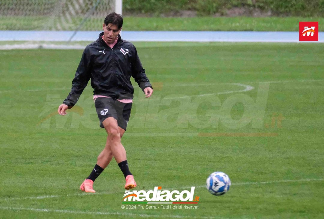 FOTO Ritiro Palermo, seduta mattutina al centro sportivo di Livigno (GALLERY) - immagine 32