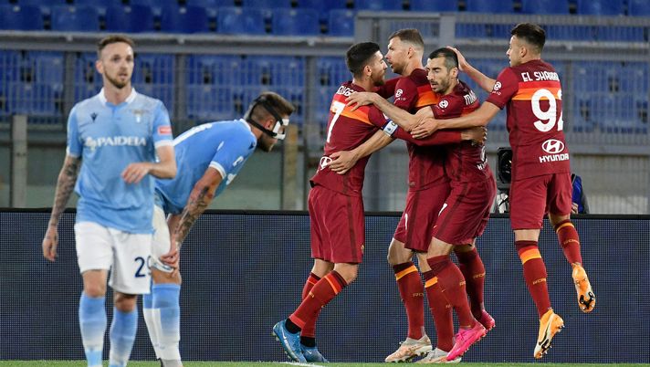Serie A, Roma-Lazio 2-0: Mkhitaryan e Pedro stendono i biancocelesti - immagine 1