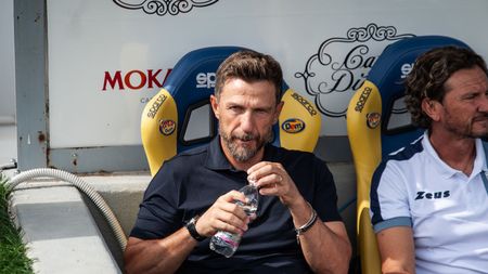FROSINONE, ITALY - SEPTEMBER 17: Eusebio Di Francesco manager of Frosinone Calcio during the Serie A TIM match between Frosinone Calcio and US Sassuolo at Stadio Benito Stirpe on September 17, 2023 in Frosinone, Italy. (Photo by Ivan Romano/Getty Images)