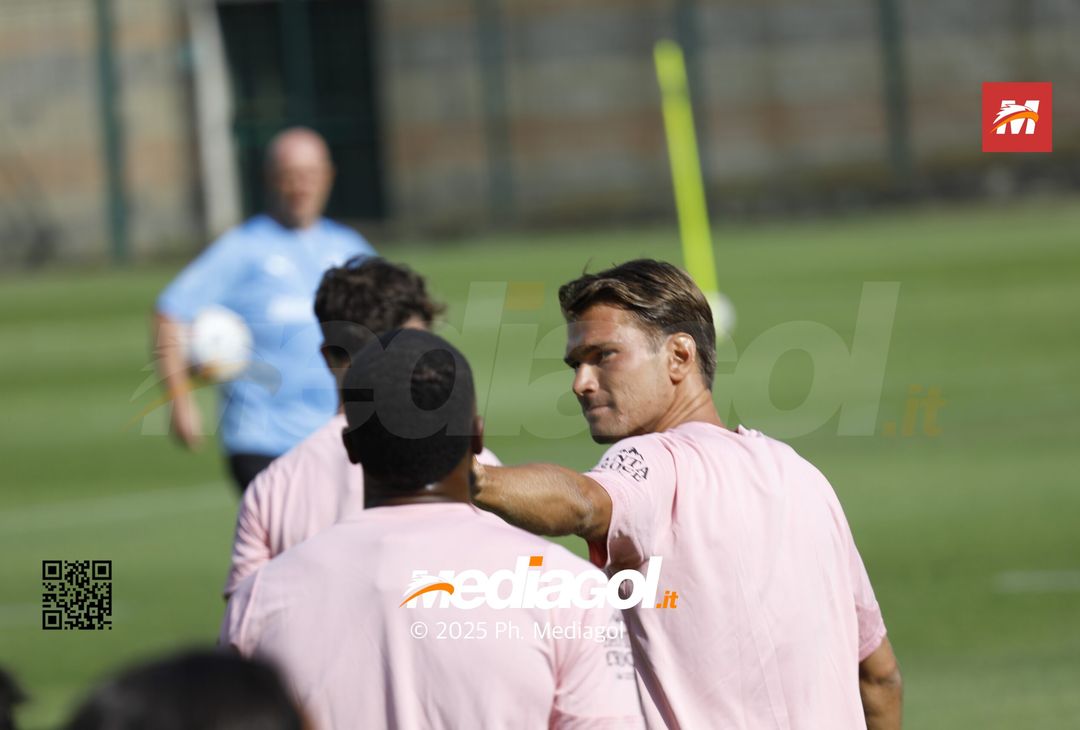 FOTO, Ritiro Palermo FC: la gallery del primo giorno di allenamenti a Chatillon - immagine 27