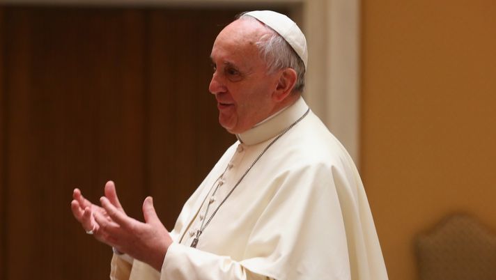 L’UEFA rende omaggio a Papa Francesco: Minuto di silenzio nelle semifinali europee - immagine 1