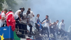 Inter, parata procede a rilento per la marea nerazzurra: posticipato l’arrivo in Duomo