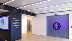 Inter, Oaktree cambia rotta: taglio al monte ingaggi. Acquisti? Gli obiettivi della proprietà