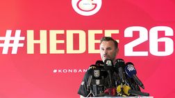Galatasaray, l’allenatore: “Osimhen vuole torrnare, i dirigenti sono in Italia per chiudere”